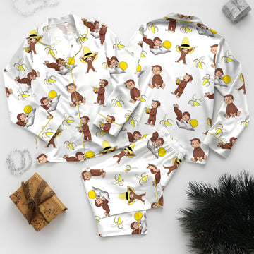 Women's Monkey Banana Print Pajama Set , Cute Monkey & Banana All-Over Print Lapel Collar Button-Front Shirt & Elastic Waist Pants, All-Season Sleepwear